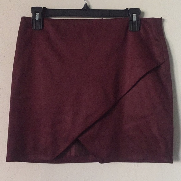 Dresses & Skirts - Burgundy faux suede skirt